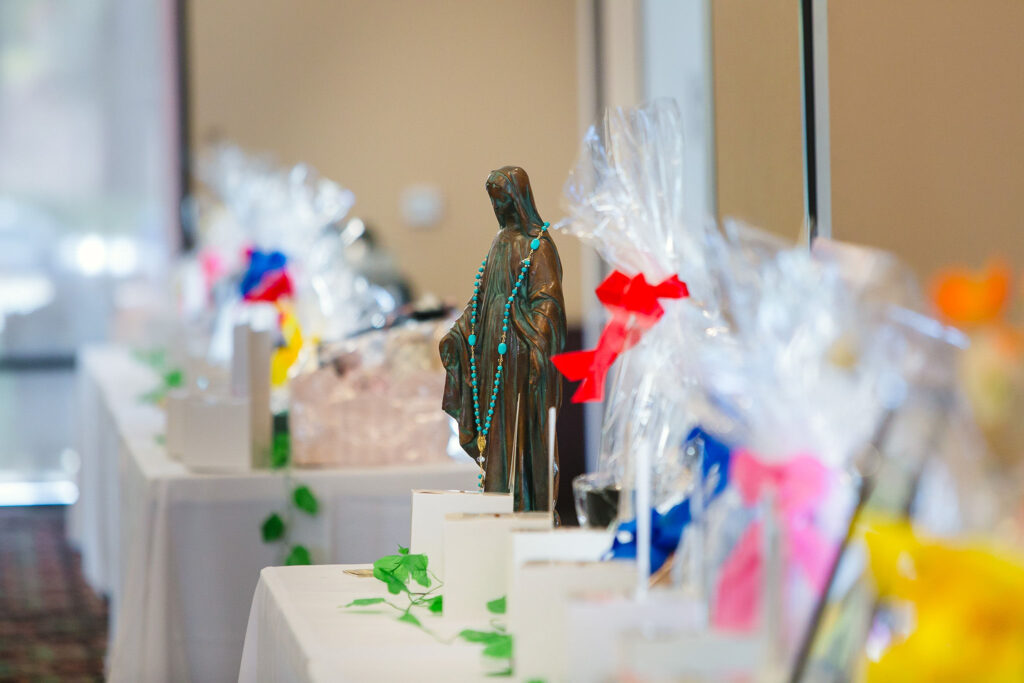 Tea 2026 auction items